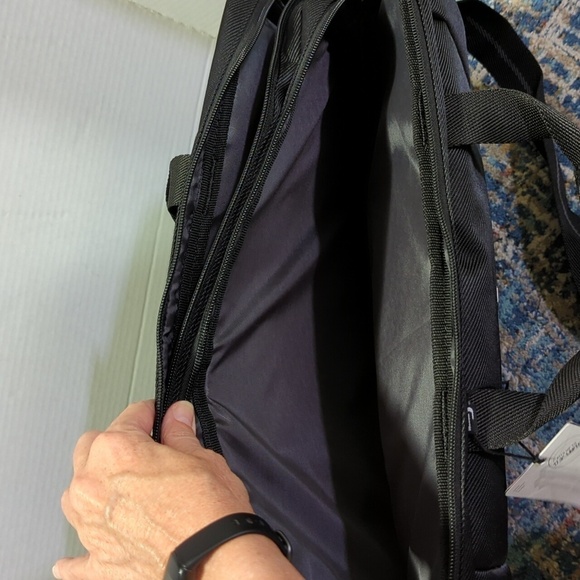 Solo New York Unstoppable Black Chrysler Briefcase - New - Picture 5 of 8